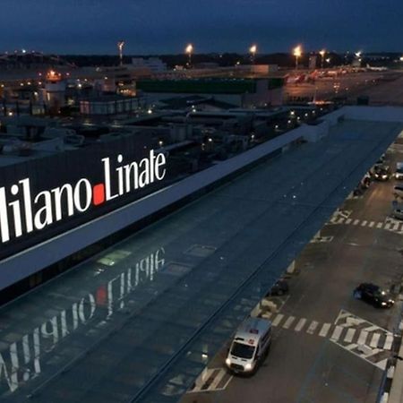 Linate Airport Elegant Suite,Tram 1 Minute Away Milão Exterior foto