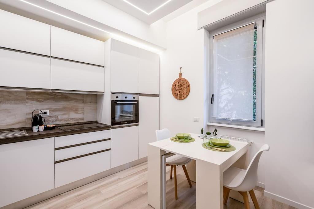 Linate Airport Elegant Suite,Tram 1 Minute Away Milão Exterior foto