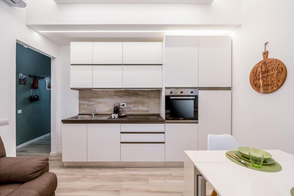 Linate Airport Elegant Suite,Tram 1 Minute Away Milão Exterior foto