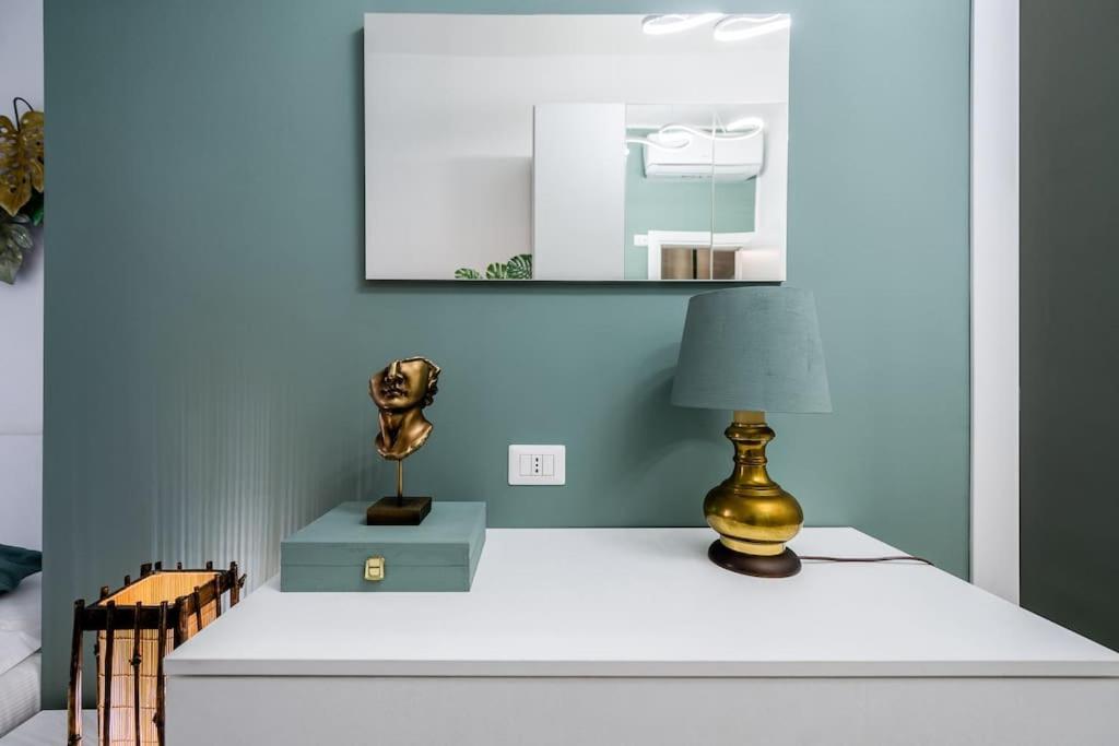 Linate Airport Elegant Suite,Tram 1 Minute Away Milão Exterior foto