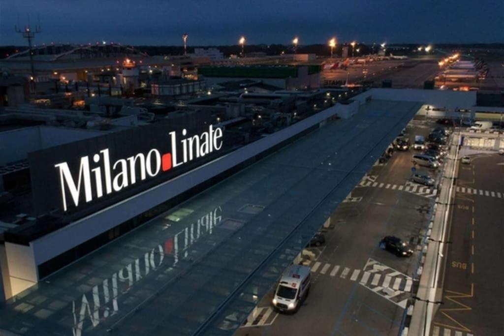 Linate Airport Elegant Suite,Tram 1 Minute Away Milão Exterior foto